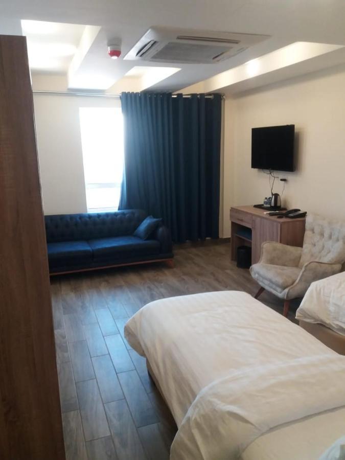 La Riva Aqaba
